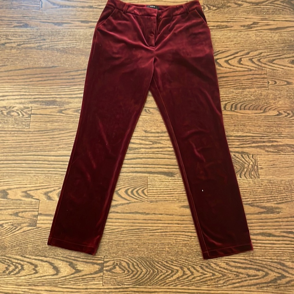 Aqua Velvet Cropped Ankle Pants in Wine